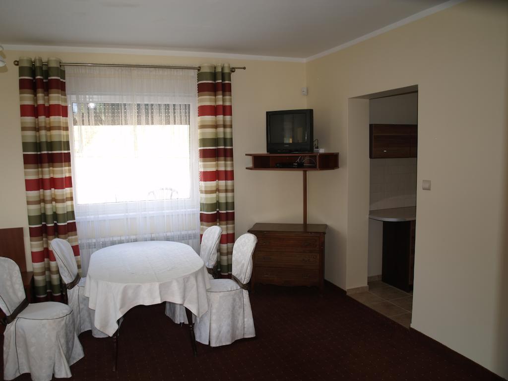 Apartamenty Ostrawa Zarzecze  Szoba fotó